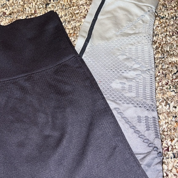 PINK Cool & Comfy Leggings - Picture 2 of 5